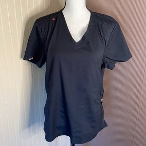 Koi lite slim fit top size large black and pink